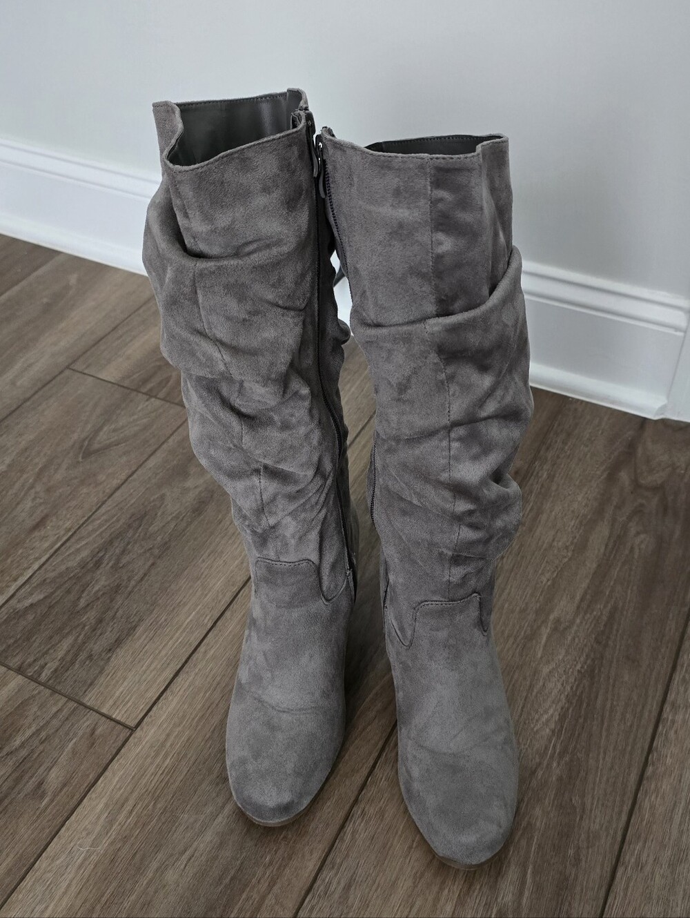 Women's Gray Suede Slouch Knee-High Boots